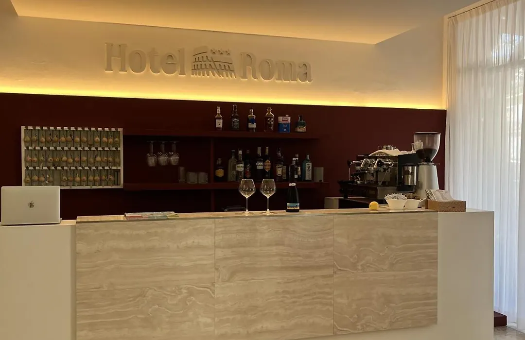 Hotel Roma-1